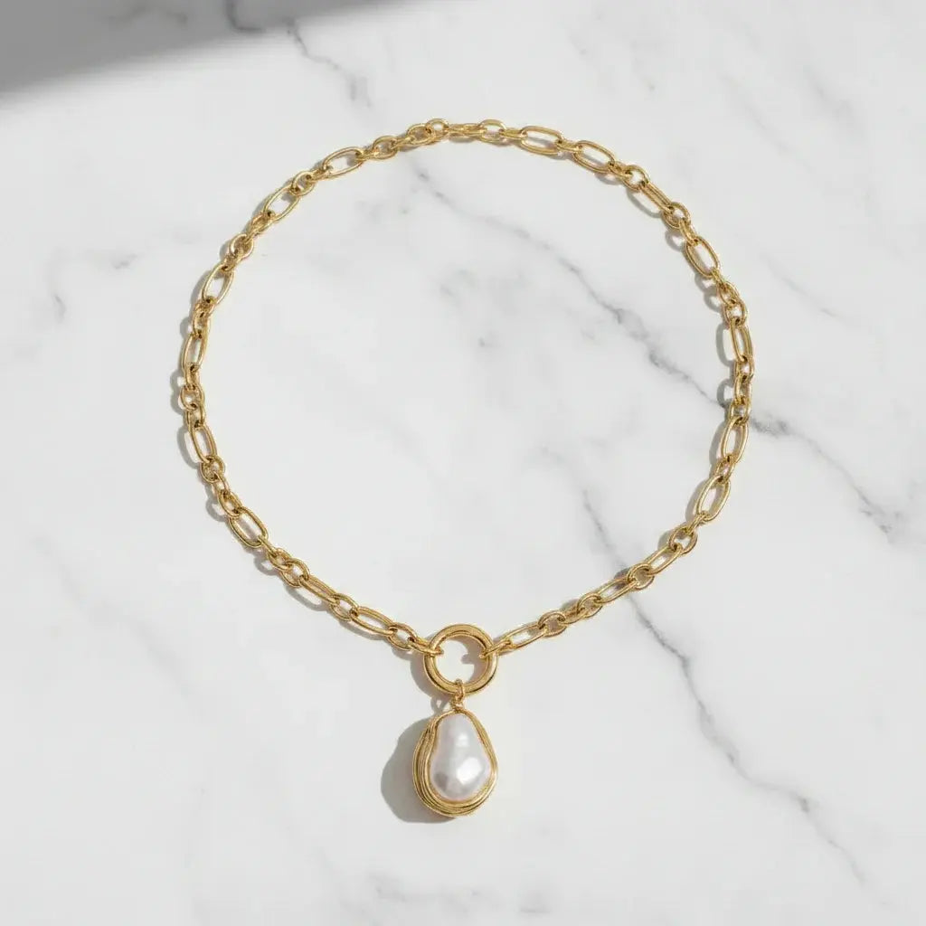 Shelby Baroque Pearl Pendant Necklace