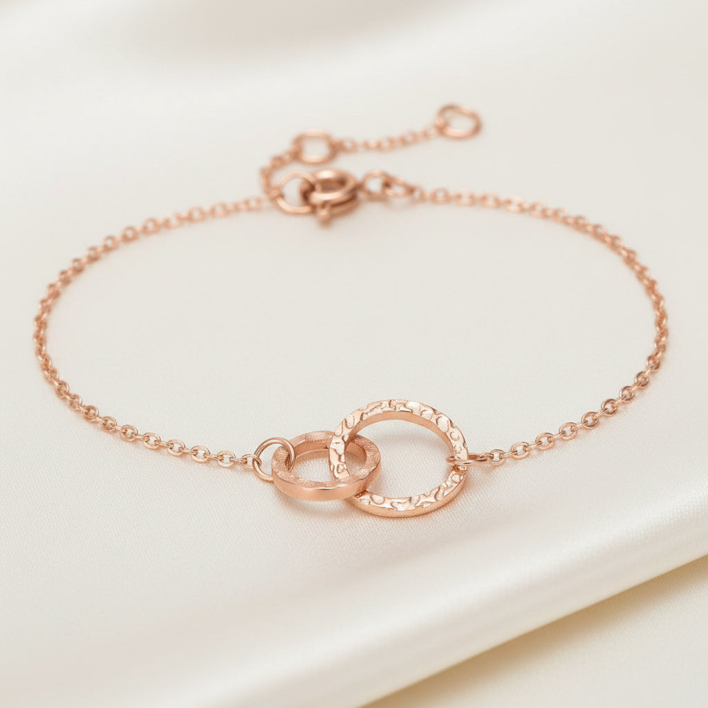 Isabelle Gold Hoop Bracelet - Excluze